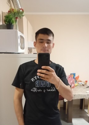Мердан из Камызяка 24 года