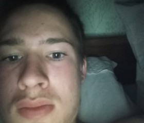 Jakob Kete, 18, Trieste