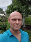 Yura, 41, Saint Petersburg