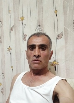 Артур из Тольятти 47 лет