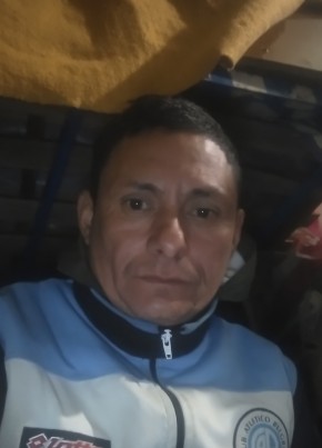 Maximo из Ciudad de Córdoba 42 года
