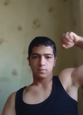 Паша, 18, Россия, Москва