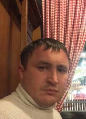татарин, 35, Россия, Сургут