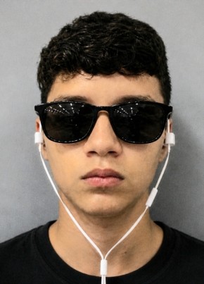 Christian Mirand из Curitiba 18 лет