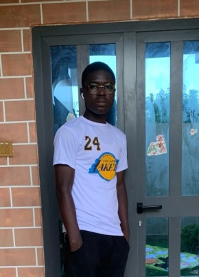 Mathias KOMBATE, 20, République Togolaise, Lomé