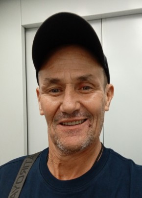 Владимир из Волгограда 49 лет