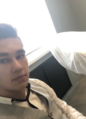 Dima, 19, Russia, Saratov