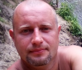 Владимир, 41 год, Józefów