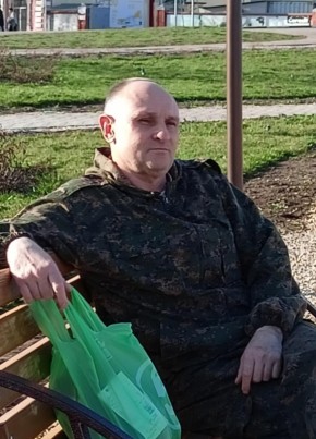 Незнакомец, 58, Россия, Калининск