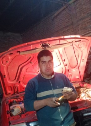 Hector из La Paz 26 лет