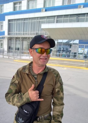 Юрий, 46, Россия, Холмск