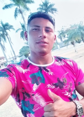 Mateus, 21, República Federativa do Brasil, Goiânia