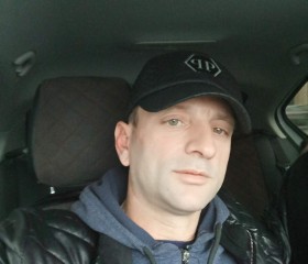 Raman, 40, Tabriz