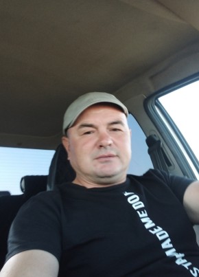 Андрей из Малые Дербеты 41 год