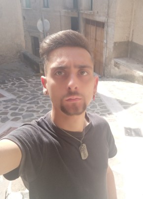 Aldo, 24, Repubblica Italiana, Nola