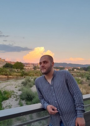 Alessandro, 27, Repubblica Italiana, Salerno