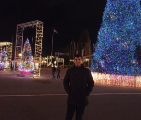 Suren, 31, Sokhumi