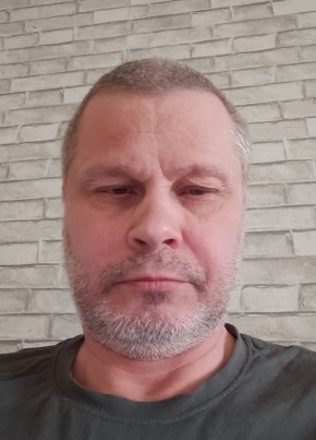 Олег из Перми 52 года