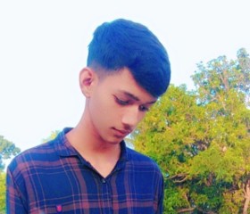 Bishal, 24, Shahzadpur