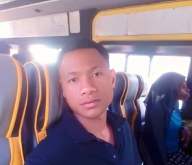 Julio, 19 лет, Antananarivo