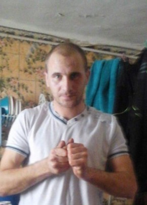 Николай, 38, Россия, Белгород