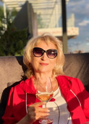 Алина, 68, Россия, Москва