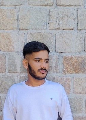 Dhruv Ojha, 24, India, Jhābua