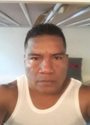 Jose Valderrama, 42, República de Panamá, Ciudad de Panamá
