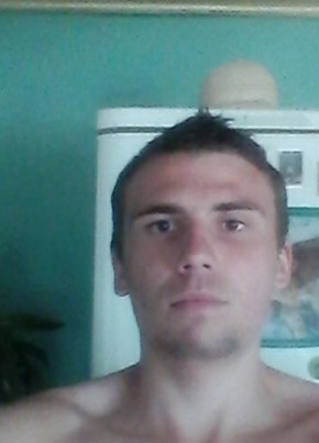 Максим, 29, Россия, Саратов