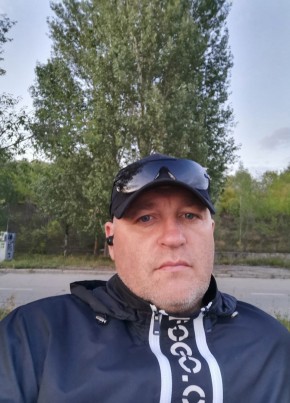 Andrey, 48, Russia, Tolyatti