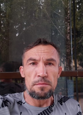 Рустам из Уфы 36 лет