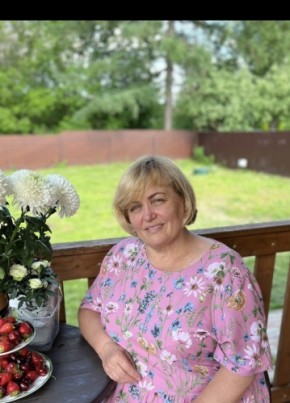 Вера, 65, Россия, Москва