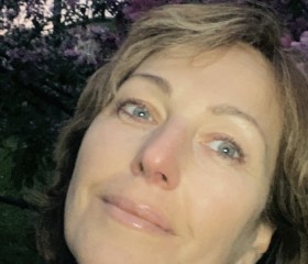 Anastasia, 52, Vienna