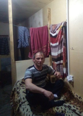 Иван, 39, Россия, Александровск-Сахалинский