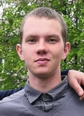 Илья из Удомли 24 года