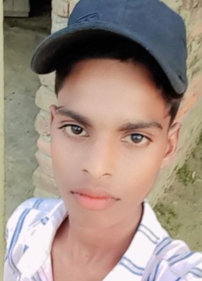 Tagxhah, 18, India, Dhaurahra