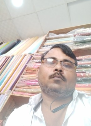 Satishkumar, 39, India, Ghaziabad