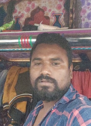 Hannan, 31, India, Jamuria