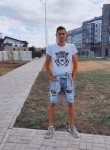 Илья, 22 года, Псков