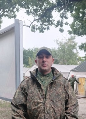 Камран из Саратова 43 года