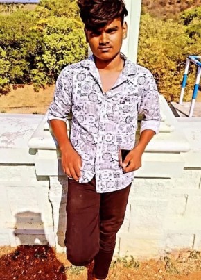 Mani, 18, India, Tiruchchirappalli