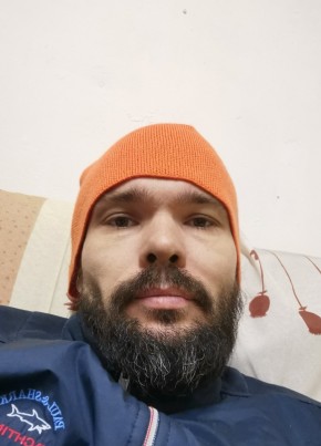 Артем, 38, Россия, Миасс