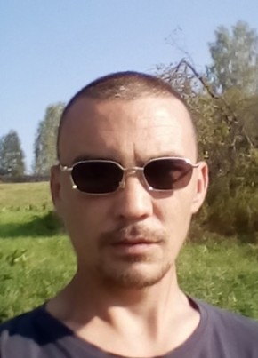 Viktor, 37, Россия, Очер
