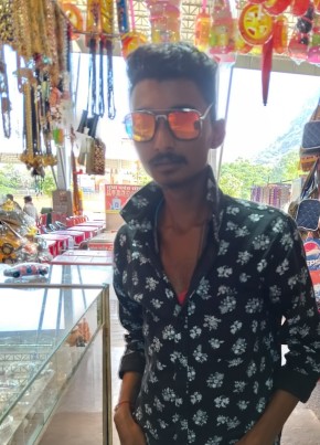 Rahul, 18, India, Nadiād