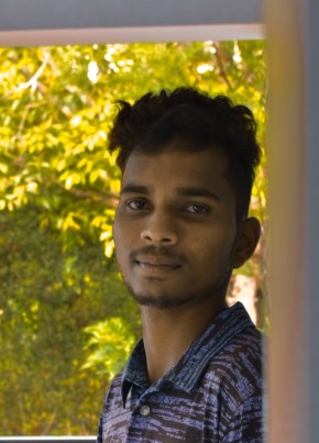 Sasi Kumar, 22, India, Salem