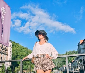 Yuliya, 42, Tbilisi