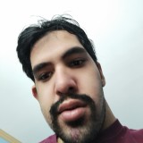 Ryan, 25  , Des Plaines