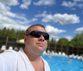 Pavel, 42, Moscow