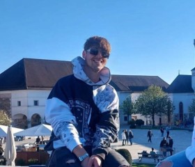 Llokumi, 45, Ljubljana