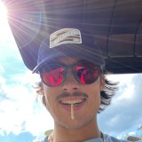 Joey, 25  , Wyoming
